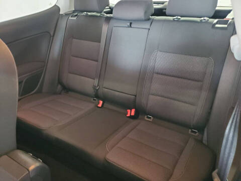 2013 Volkswagen Golf 2.5L PZEV