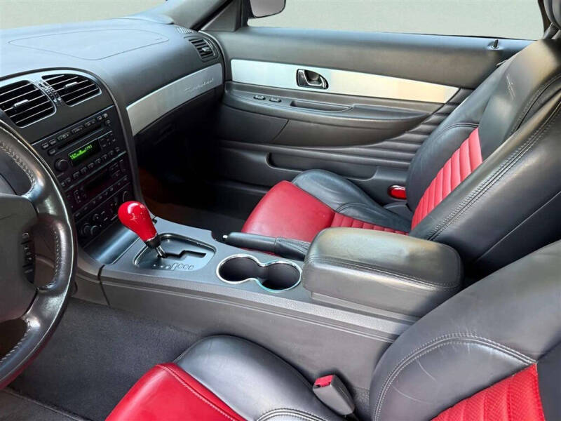 2002 Ford Thunderbird Deluxe