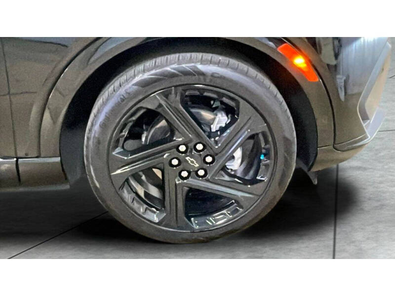 2024 Chevrolet Equinox EV Launch Edition