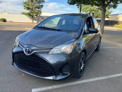 2015 Toyota Yaris 3-Door L