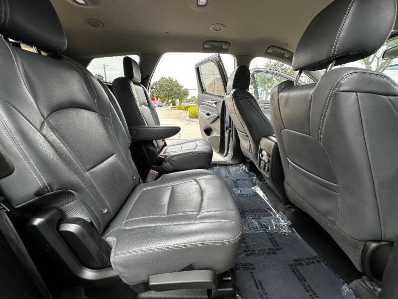 2018 Buick Enclave Essence