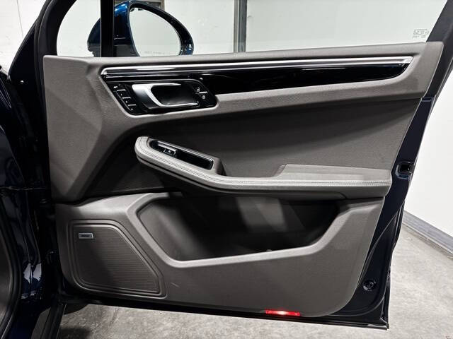 2020 Porsche Macan S