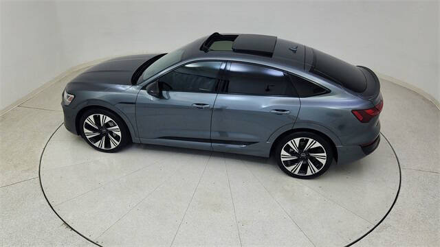 2024 Audi Q8 Sportback e-tron quattro Prestige S line