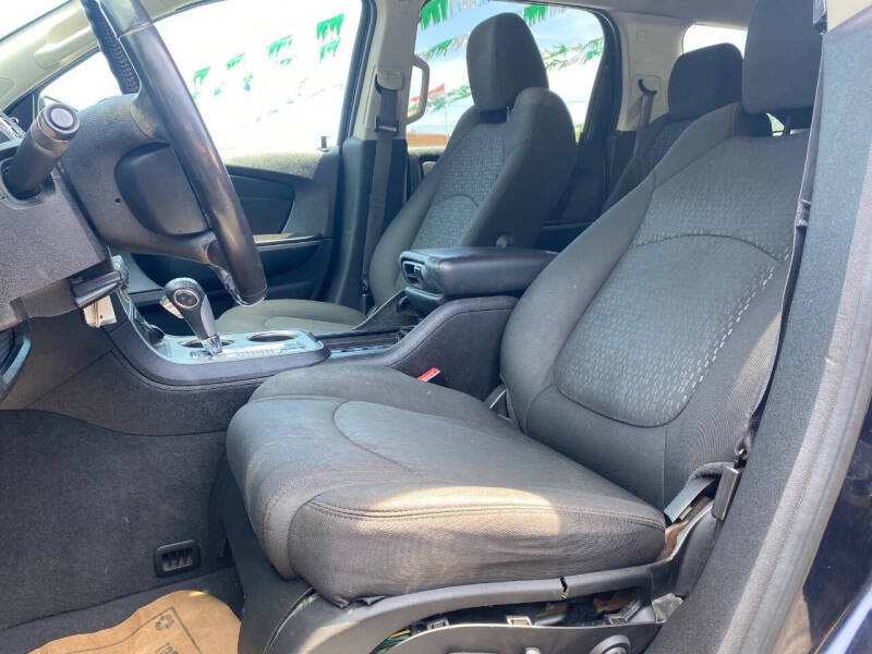2012 GMC Acadia SLE