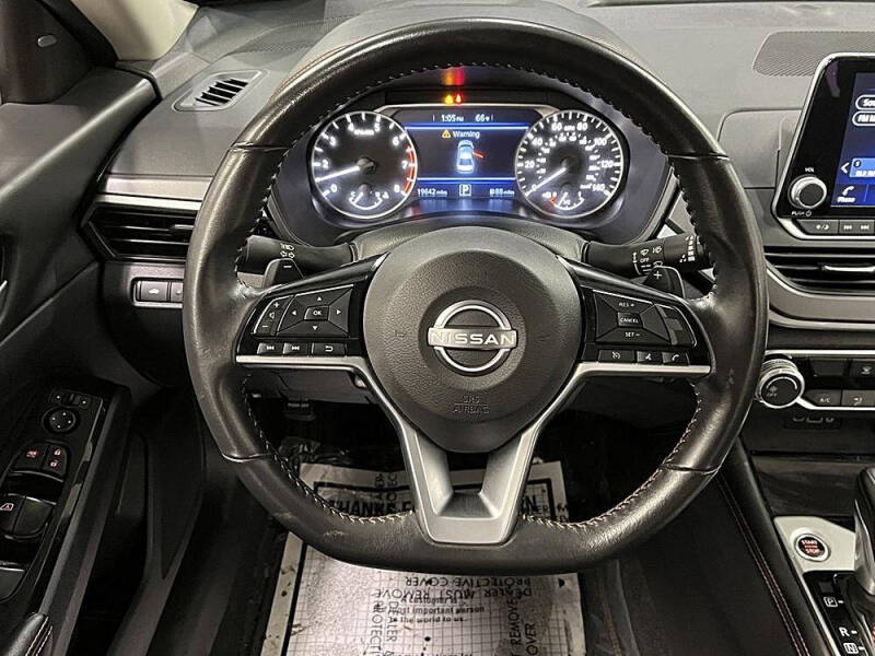 2025 Nissan Altima 2.5 SR