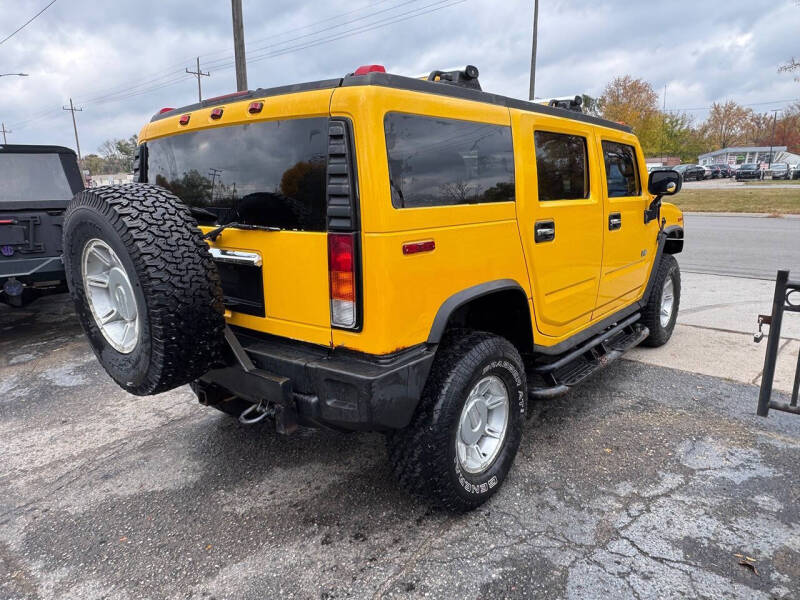 2004 HUMMER H2 Lux Series
