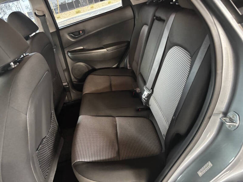 2021 Hyundai Kona SEL