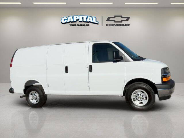 2025 Chevrolet Express 2500