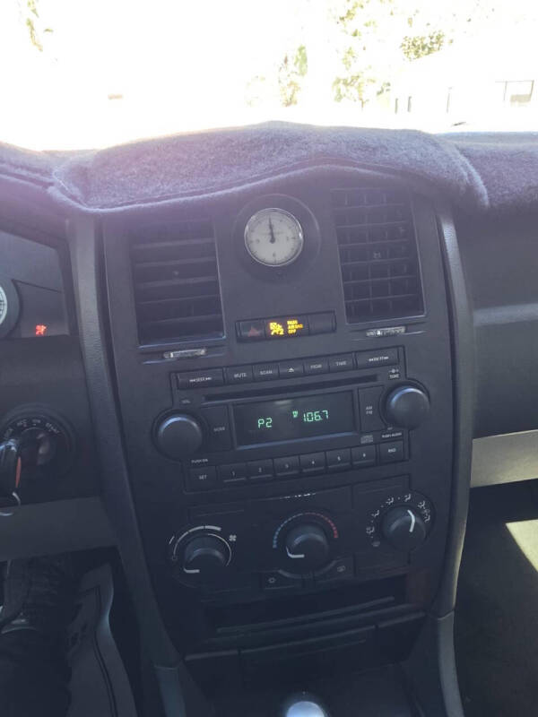 2005 Chrysler 300