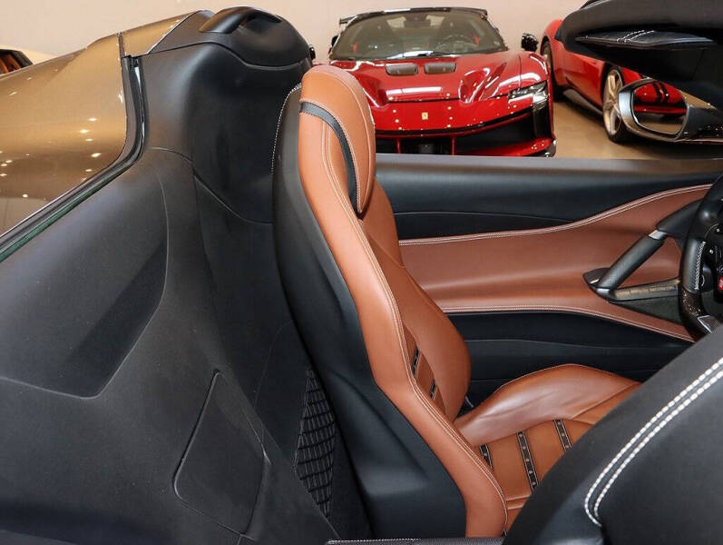 2021 Ferrari 812 GTS