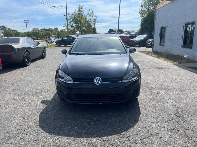 2017 Volkswagen Golf TSI S