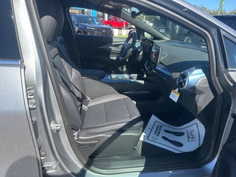 2026 Chevrolet Equinox EV LT 2