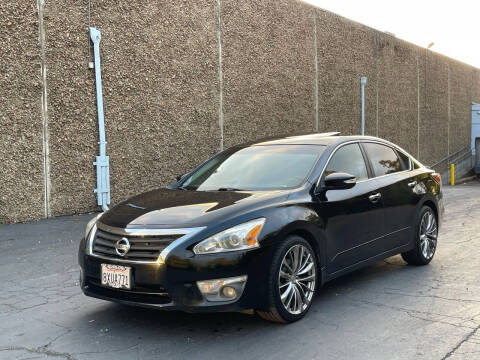 2013 Nissan Altima for sale at ELYA CARZ INC in Hayward CA