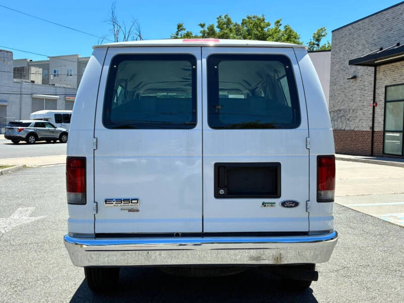 2013 Ford E-Series E-350 SD XLT