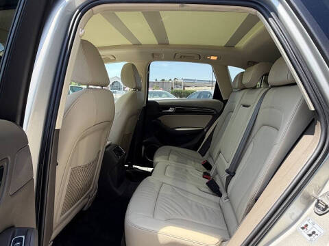 2017 Audi Q5 2.0T quattro Premium Plus