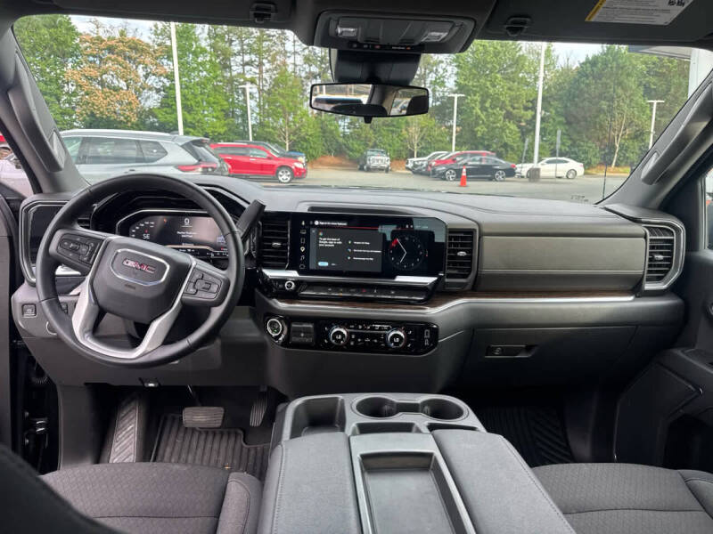 2025 GMC Sierra 1500