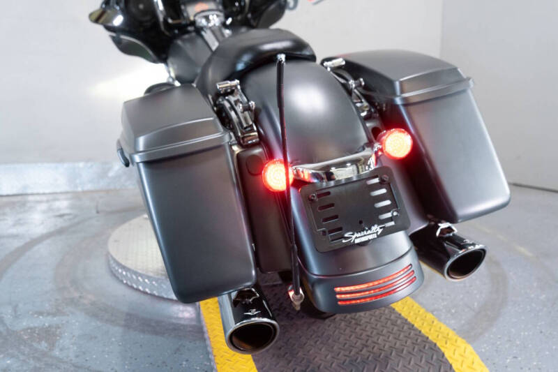 2017 Harley-Davidson Street Glide Special