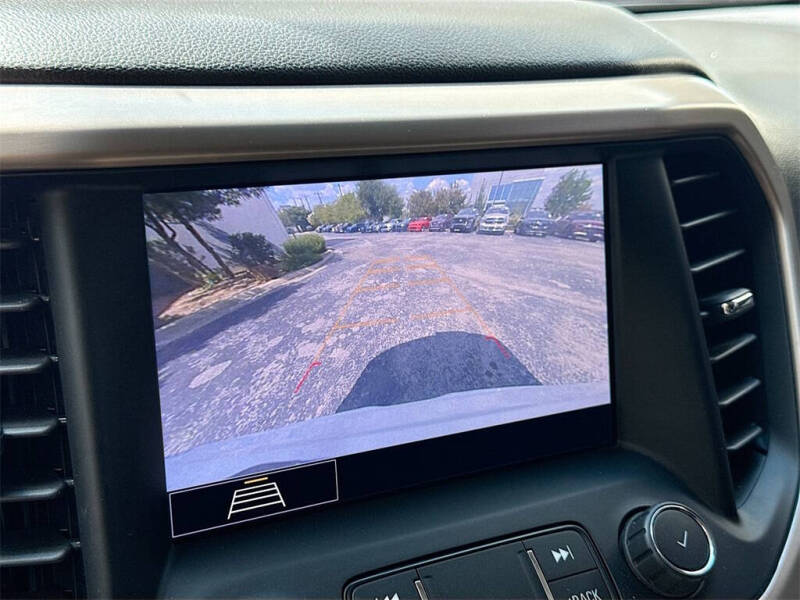 2020 GMC Acadia Denali