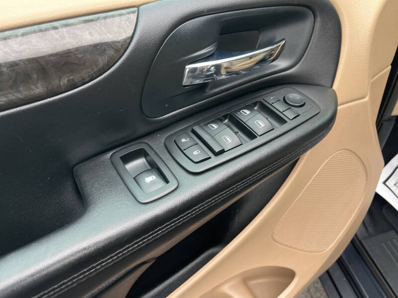 2014 Dodge Grand Caravan SE