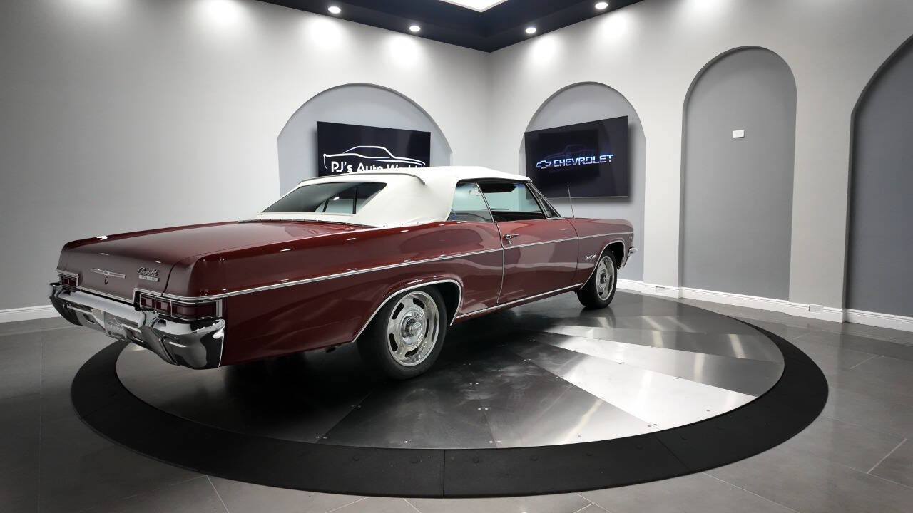 1966 Chevrolet Impala 30