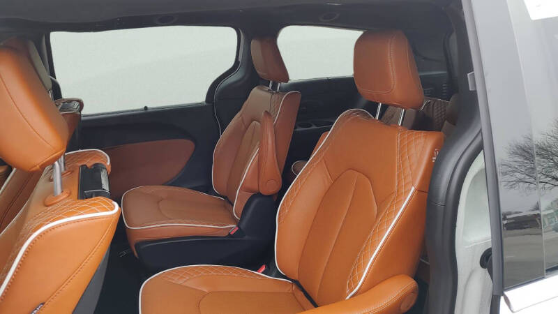 2026 Chrysler Pacifica Pinnacle
