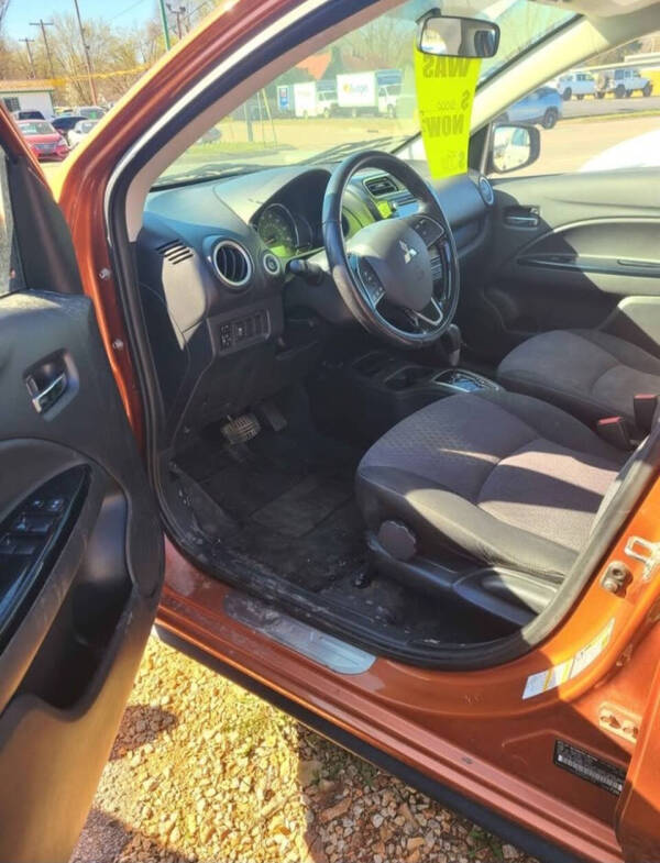 2018 Mitsubishi Mirage SE