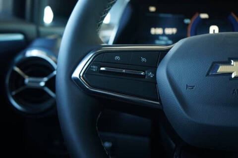 2025 Chevrolet Equinox EV LT 2