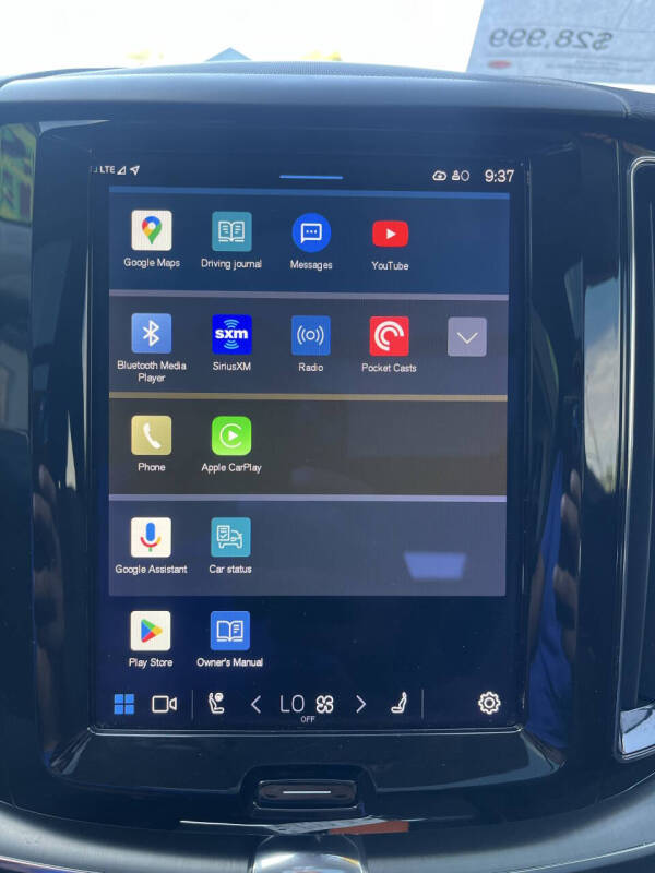 2023 Volvo XC60 B5 Core