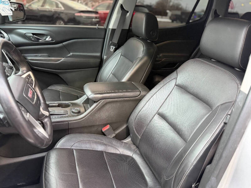 2017 GMC Acadia SLT-1