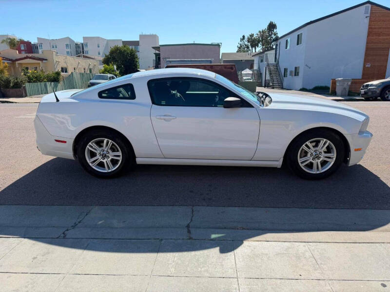2014 Ford Mustang V6 Premium
