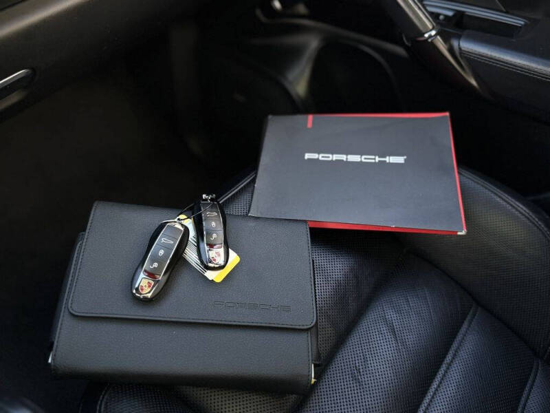 2017 Porsche Cayenne Turbo