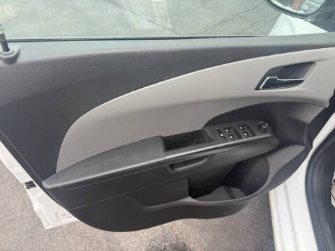 2013 Chevrolet Sonic LT Auto