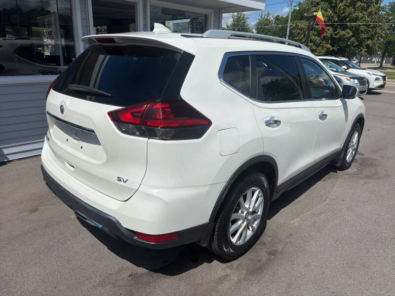 2019 Nissan Rogue SV