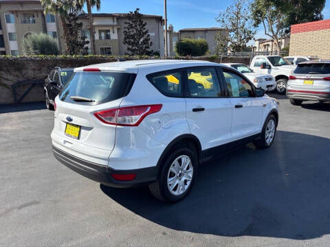 2015 Ford Escape S