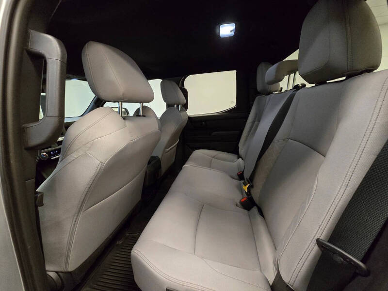 2025 Toyota Tacoma SR5