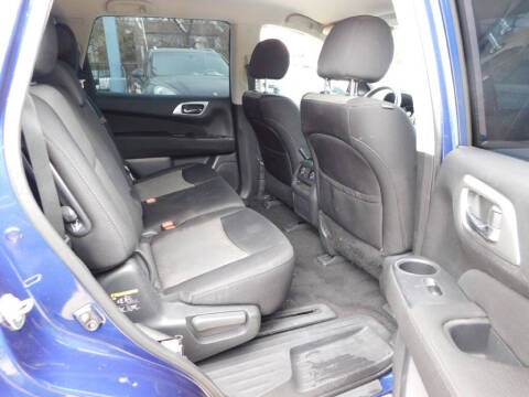 2017 Nissan Pathfinder S