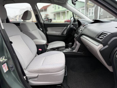 2015 Subaru Forester 2.5i