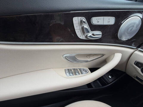 2018 Mercedes-Benz E-Class E 300
