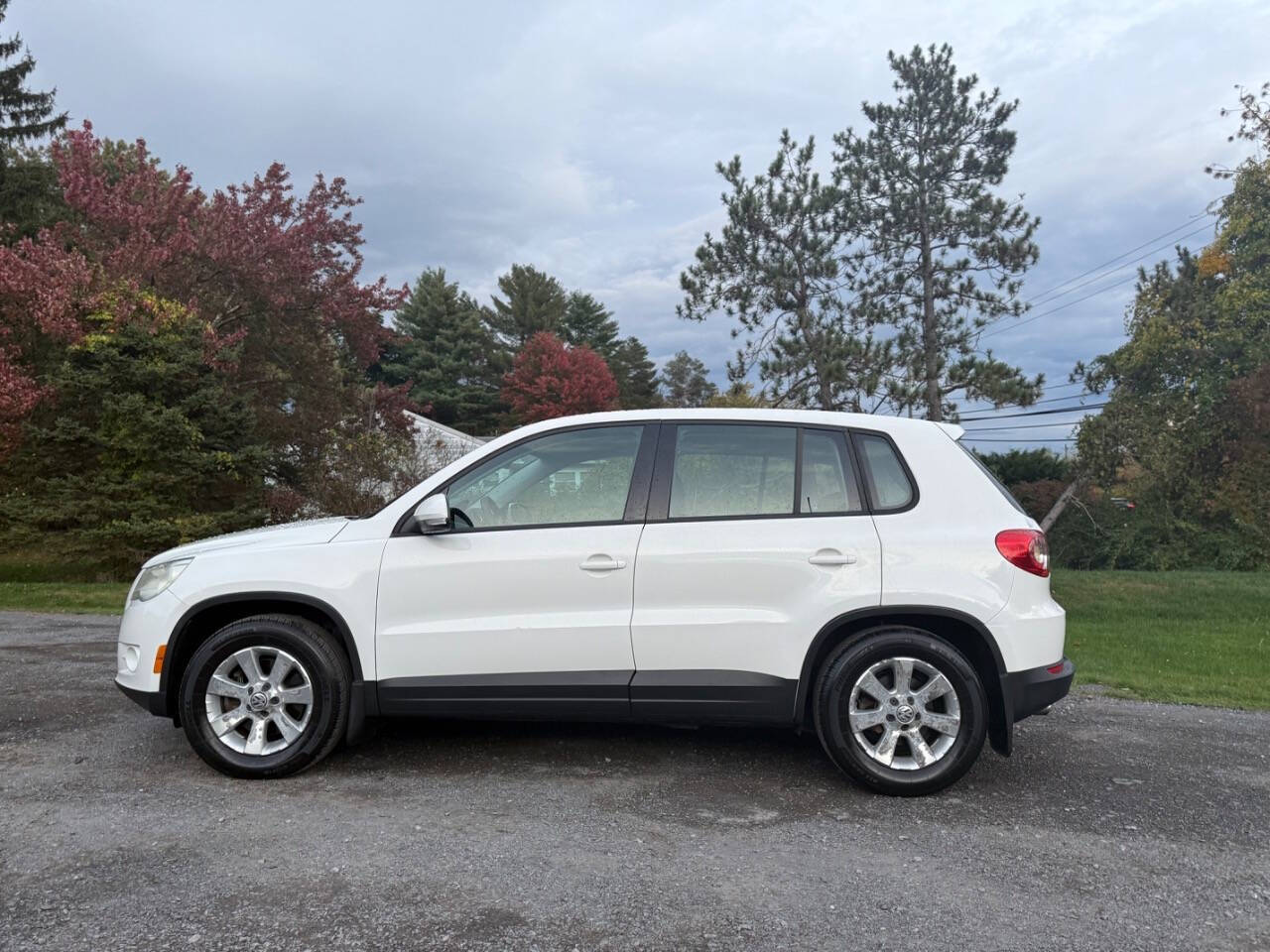 2010 Volkswagen Tiguan for sale at Town Auto Inc in Clifton Park, NY