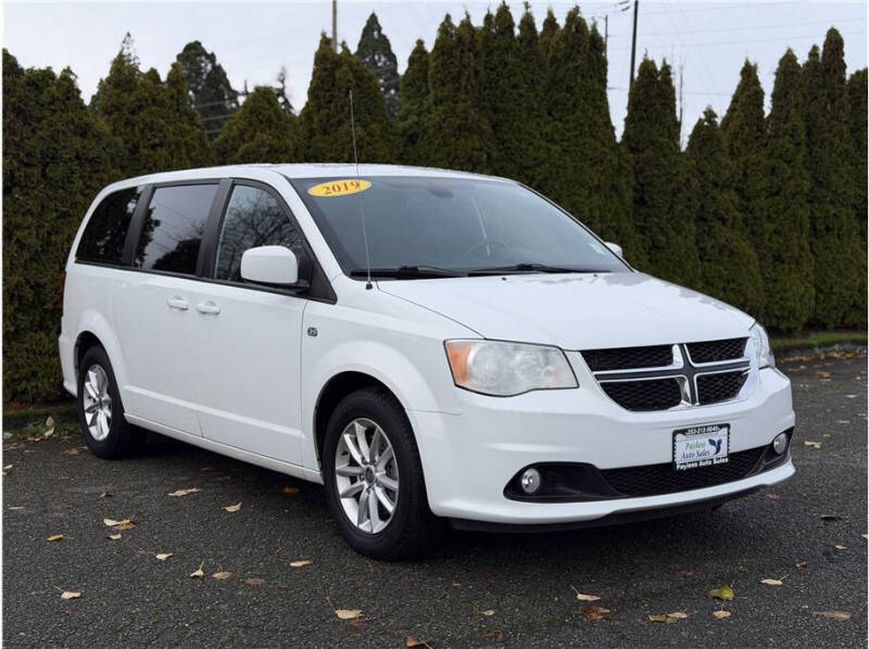 2019 Dodge Grand Caravan SE 35th Anniversary Edition