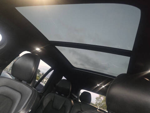 2016 Volvo XC90 T8 eAWD R-Design