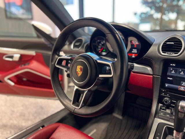 2019 Porsche 718 Cayman