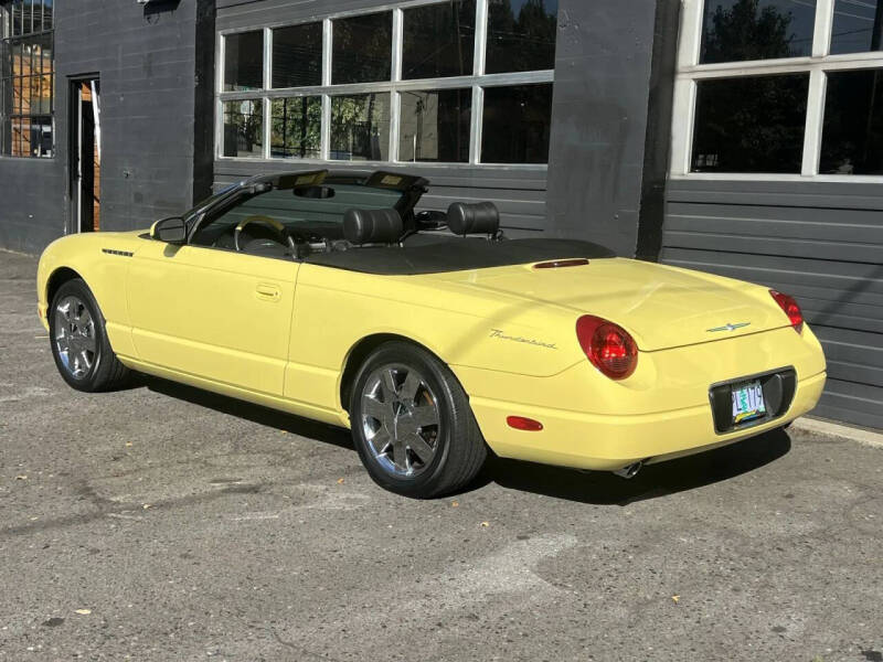 2002 Ford Thunderbird Deluxe