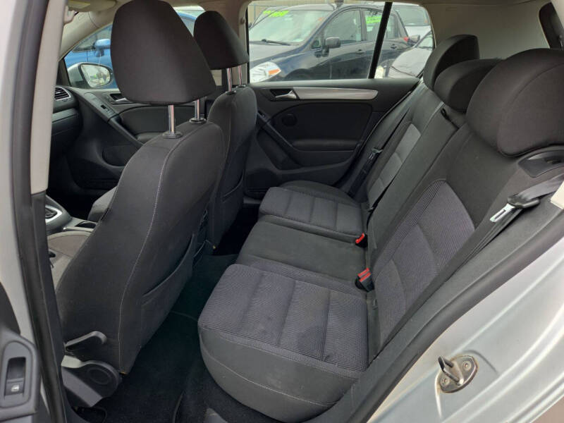 2012 Volkswagen Golf 2.5L PZEV