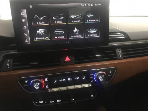 2023 Audi A4 quattro Premium 40 TFSI