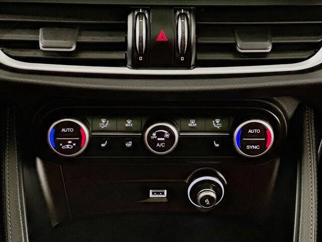 2022 Alfa Romeo Stelvio Sprint