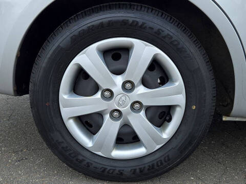 2009 Hyundai Accent GLS