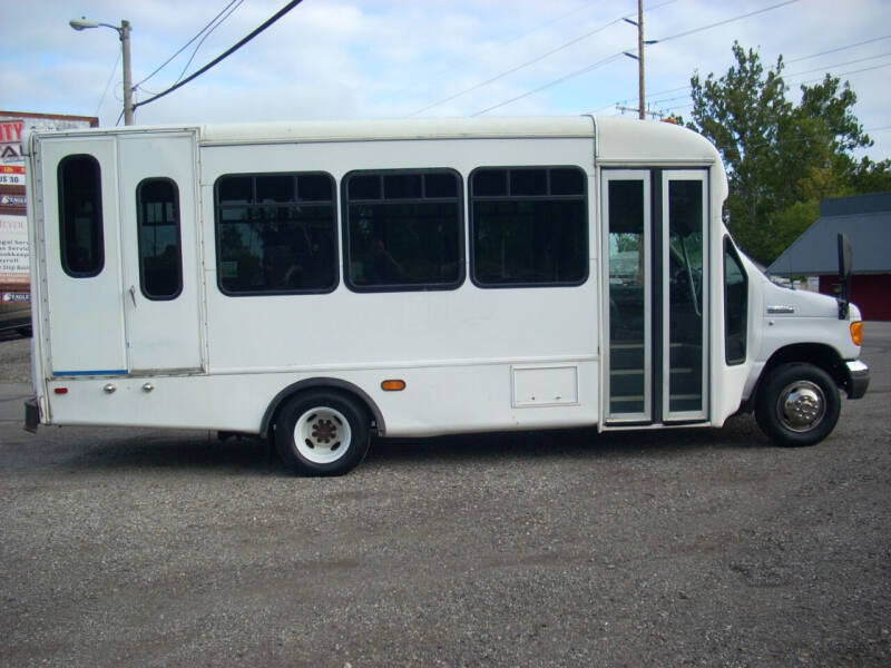 2007 Ford E-Series E-450 SD