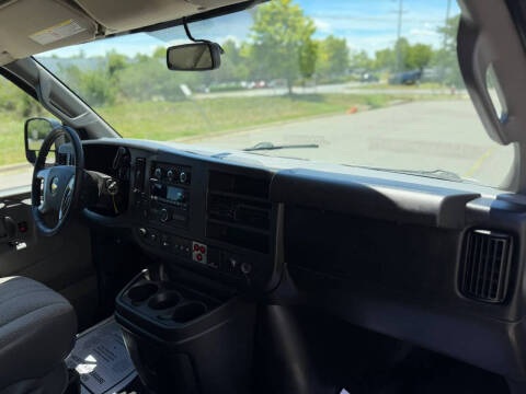 2016 Chevrolet Express 2500
