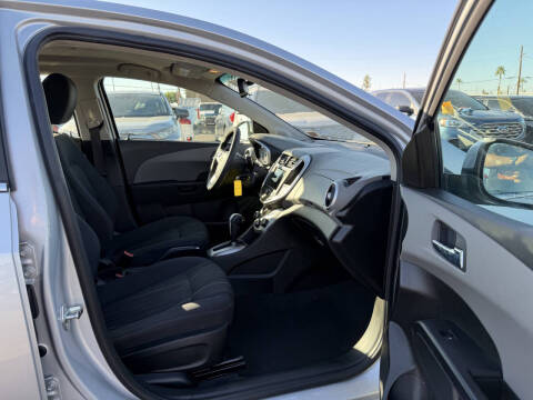 2019 Chevrolet Sonic LT Auto